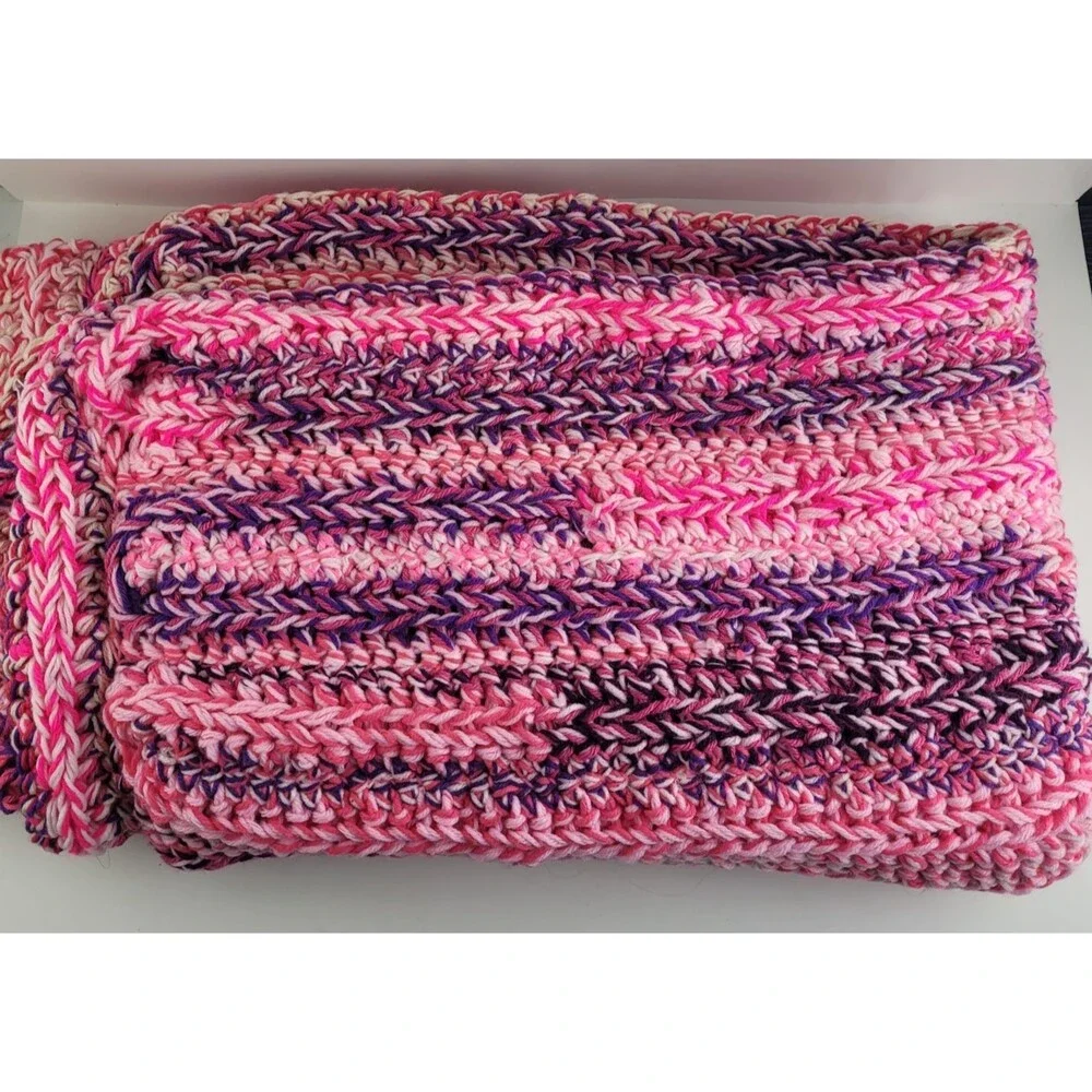 Handmade Weaved Crochet Blanket 45x51 Double Knot Border 